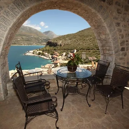 Vasilios Aparthotel