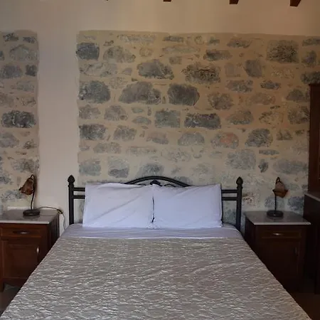 Vasilios Aparthotel 3*